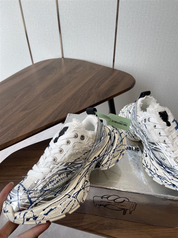 20251128103854624 370